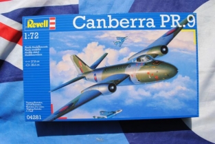 Revell 04281  Canberra PR.9 Royal Air Force